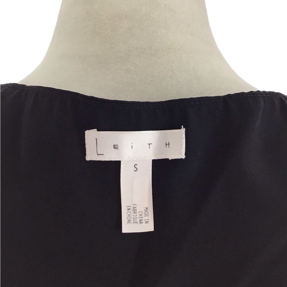 Leith Floral Halter Wrap Maxi Dress Size Small - Picture 8 of 9